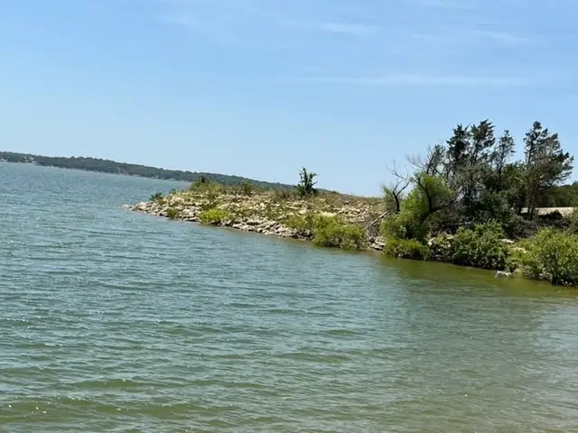 952 Lake Road, Gordonville, TX 76245 - Image #3