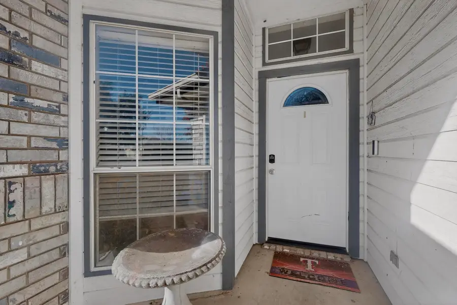 107 Catie Lane, Joshua, TX 76058 - Image #3