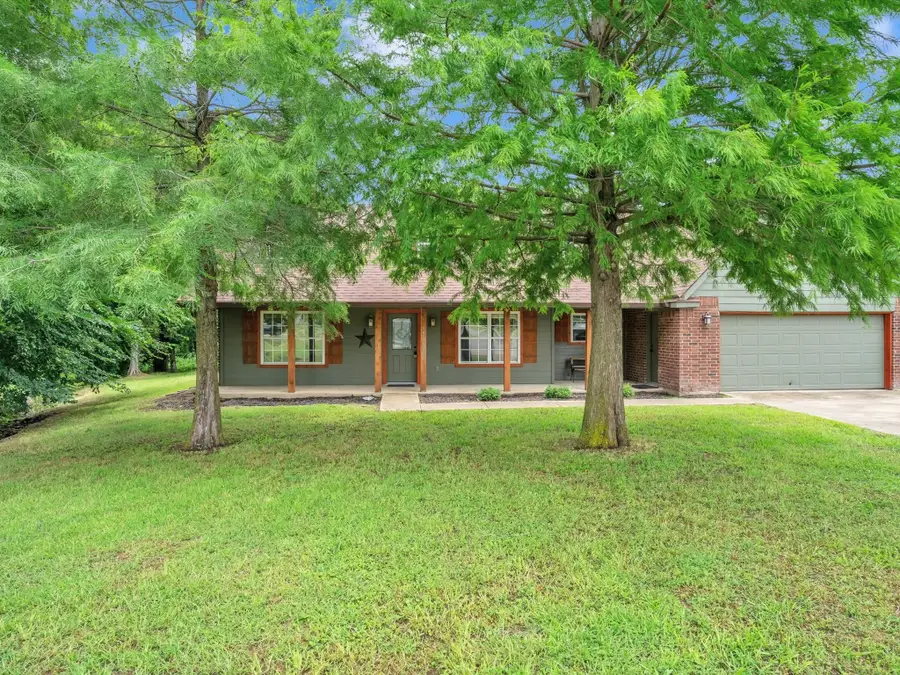 15067 Meadow Ridge Court, Nevada, TX 75173 - #2