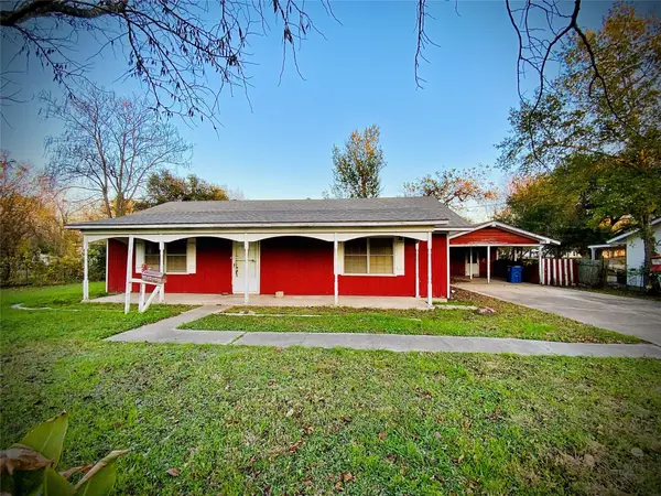 203 S Red River Street, Mexia, TX 76667