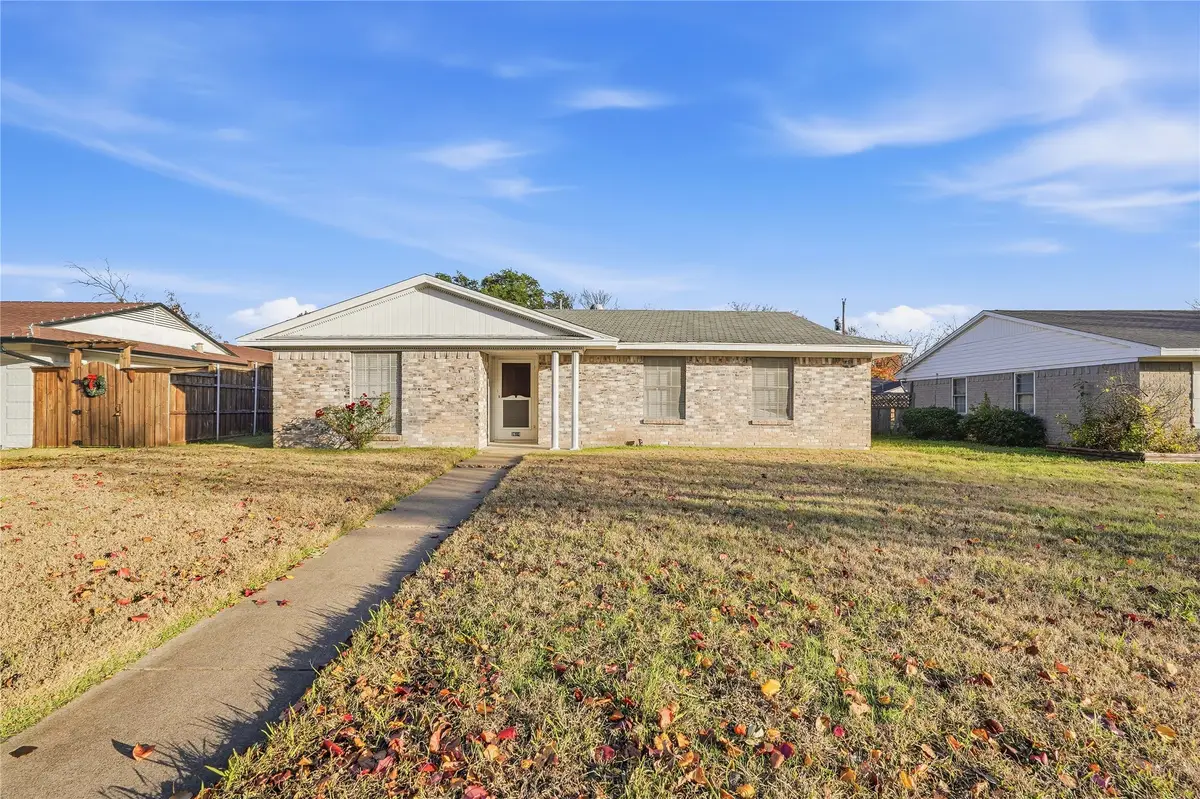 2614 Eastbrook Drive, Mesquite, TX 75150 - Image #1