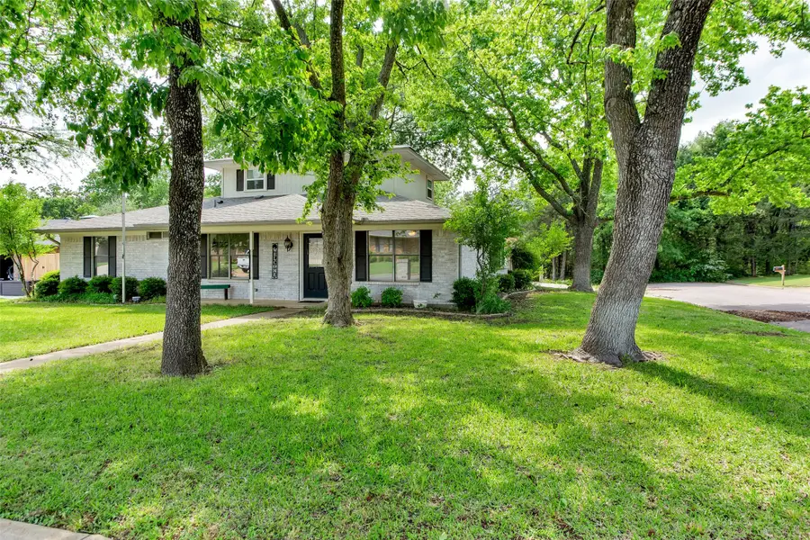 2601 Arapaho Circle, Denison, TX 75020 - Image #2