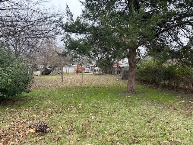 813 Prairie Avenue, Cleburne, TX 76033 - Image #1