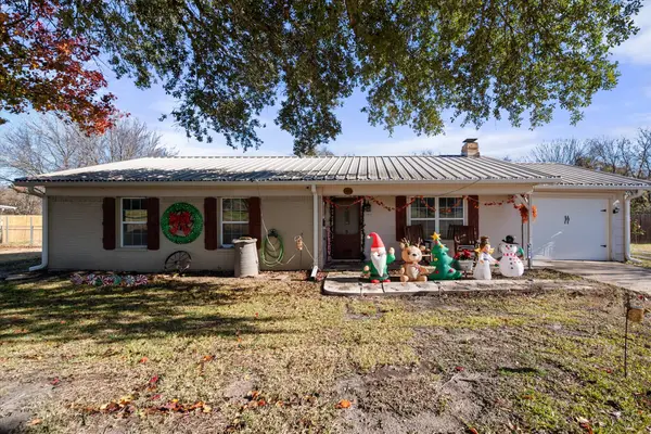 1405 Hidden Hills Drive, Corsicana, TX 75110