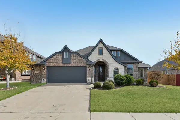 1808 Isabella Court, Glenn Heights, TX 75154
