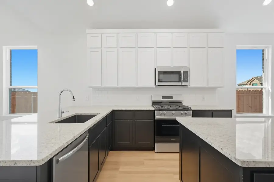 723 Sagebrush Trail, Sherman, TX 75092 - Image #3