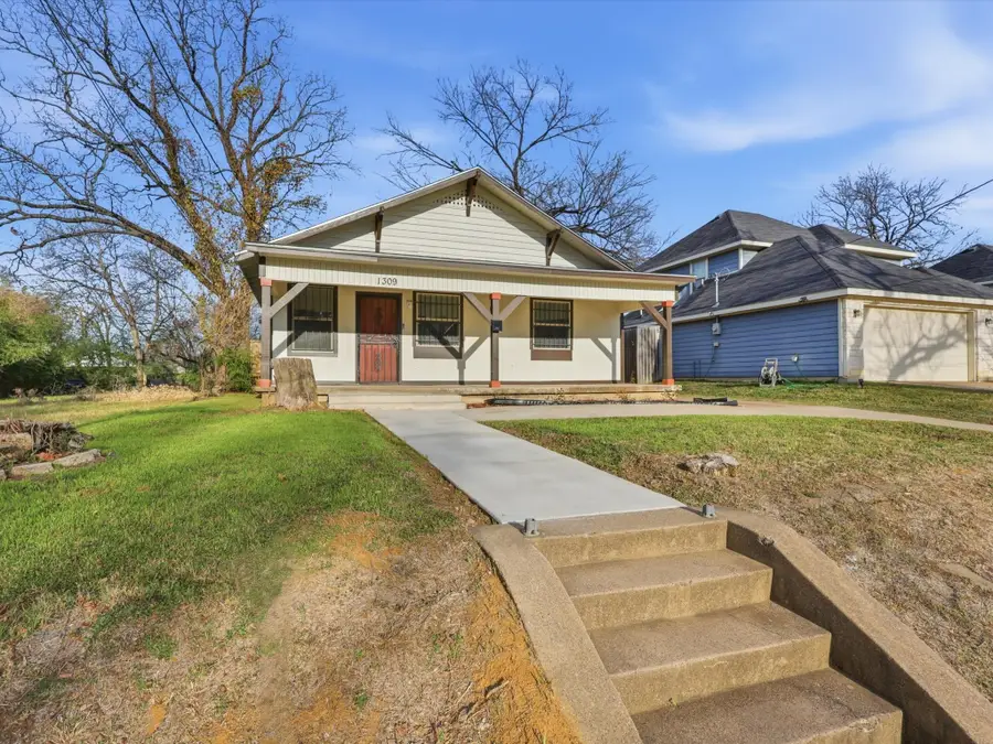 1309 Pennsylvania Avenue, Dallas, TX 75215 - Image #2