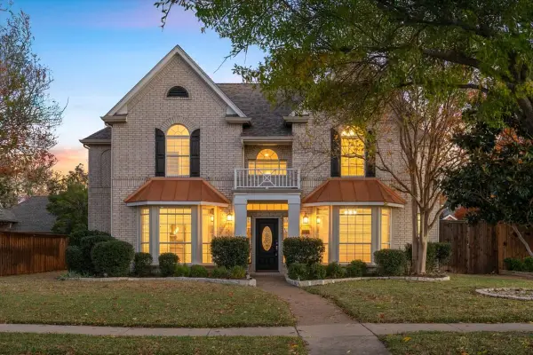 2524 Sir Turquin Lane, Lewisville, TX 75056