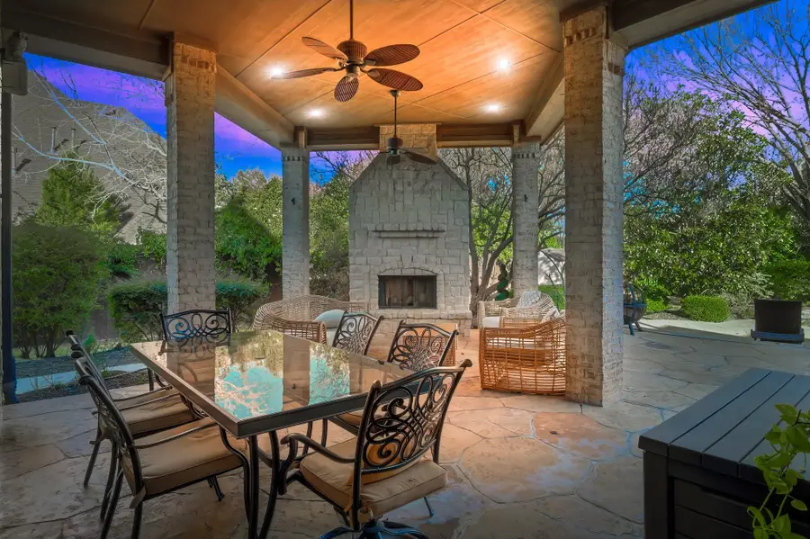 4901 Rockrimmon Court, Colleyville, TX 76034 - Image #2