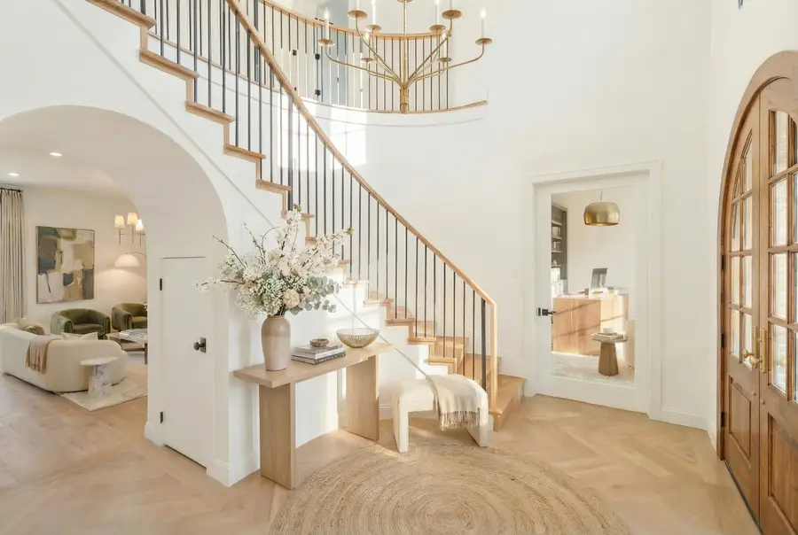 6462 Woodcrest Lane, Dallas, TX 75214 - Image #3