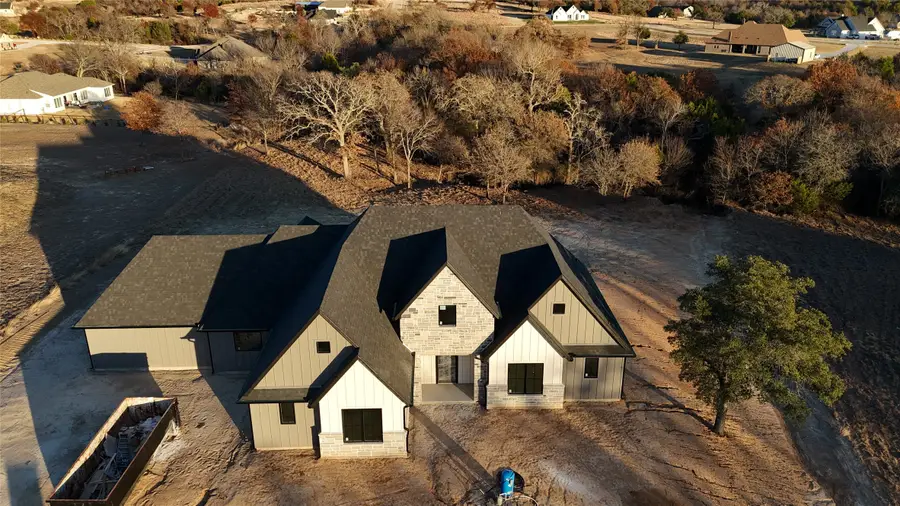 275 Latigo Way, Weatherford, TX 76088 - Image #2