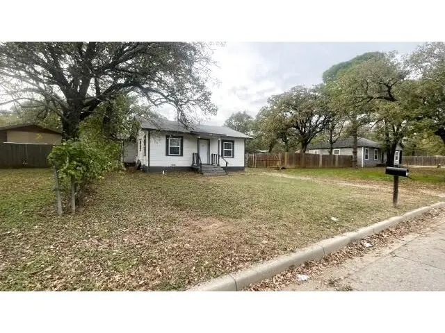 4518 Erath Street, Fort Worth, TX 76119 - Image #2