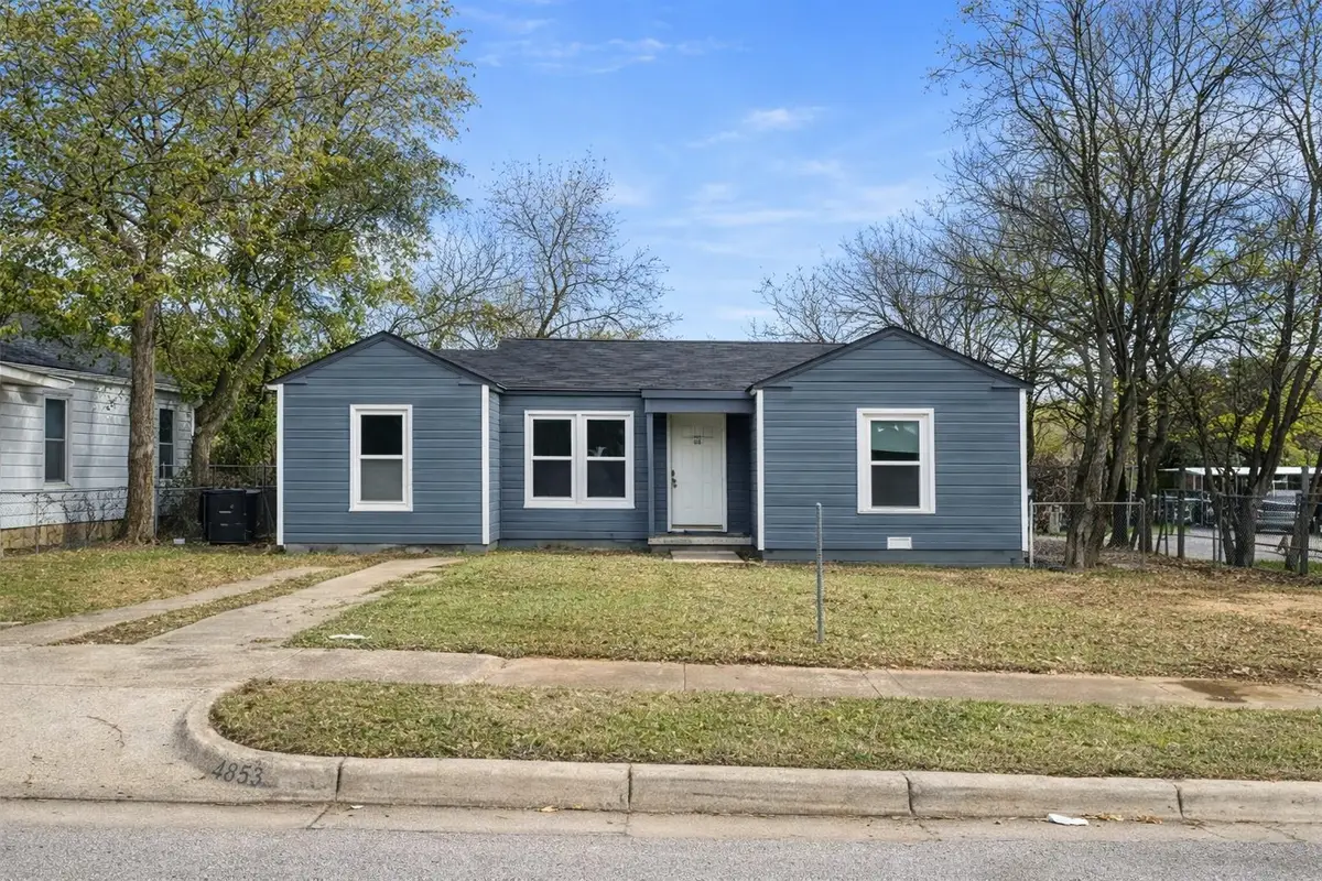 4853 Vinetta Drive, Fort Worth, TX 76119 - Image #1