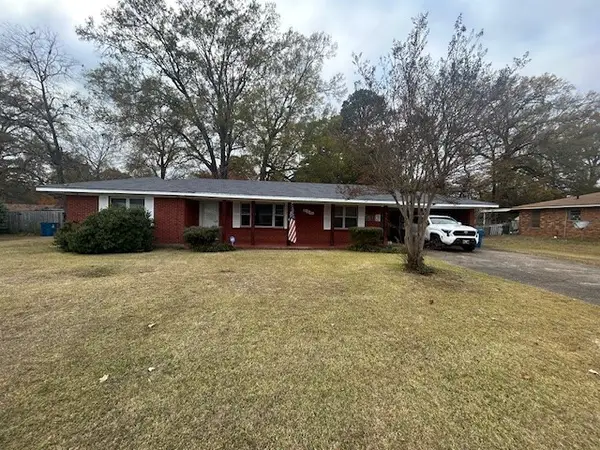 603 S Spruce Street, Vivian, LA 71082