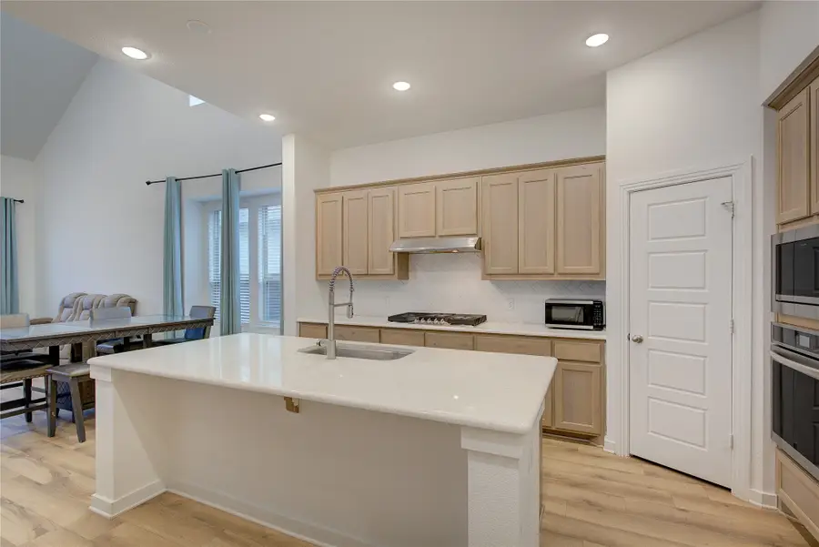 654 Brockwell Bend, Forney, TX 75126 - Image #2