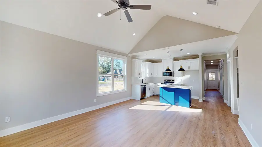 307 S Langham Street, Troup, TX 75789 - Image #2