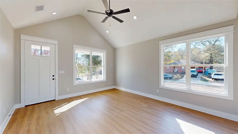 307 S Langham Street, Troup, TX 75789 - Image #3