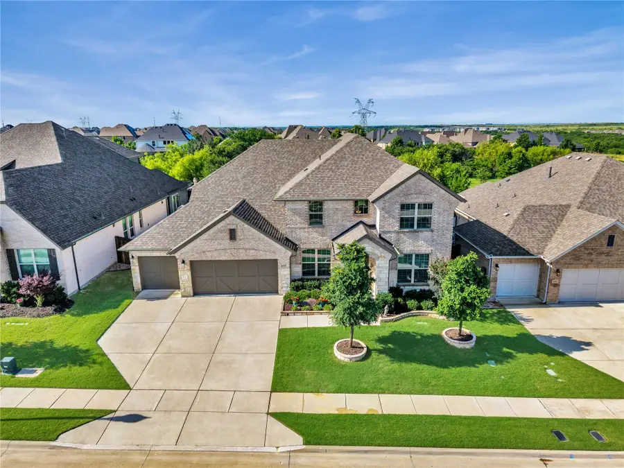 6425 Dolan Falls Drive, Argyle, TX 76226 - Image #2