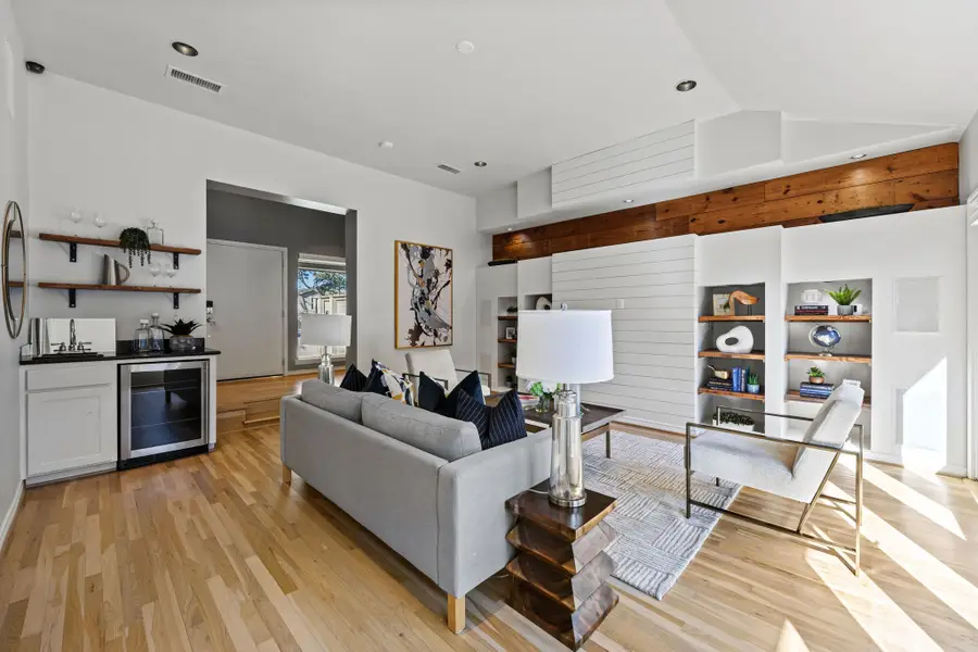 10536 Egret Lane, Dallas, TX 75230 - Image #3