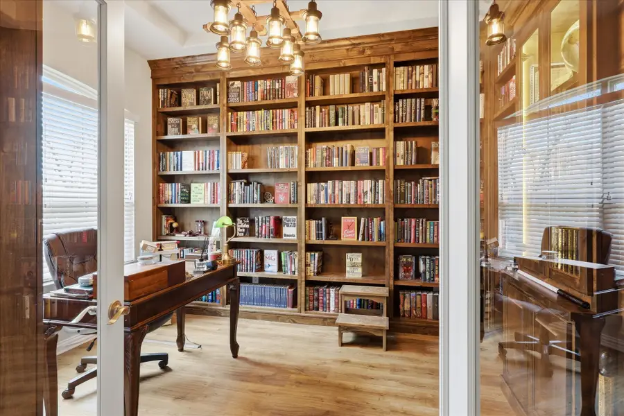 209 Mineral Point Drive, Aledo, TX 76008 - Image #3