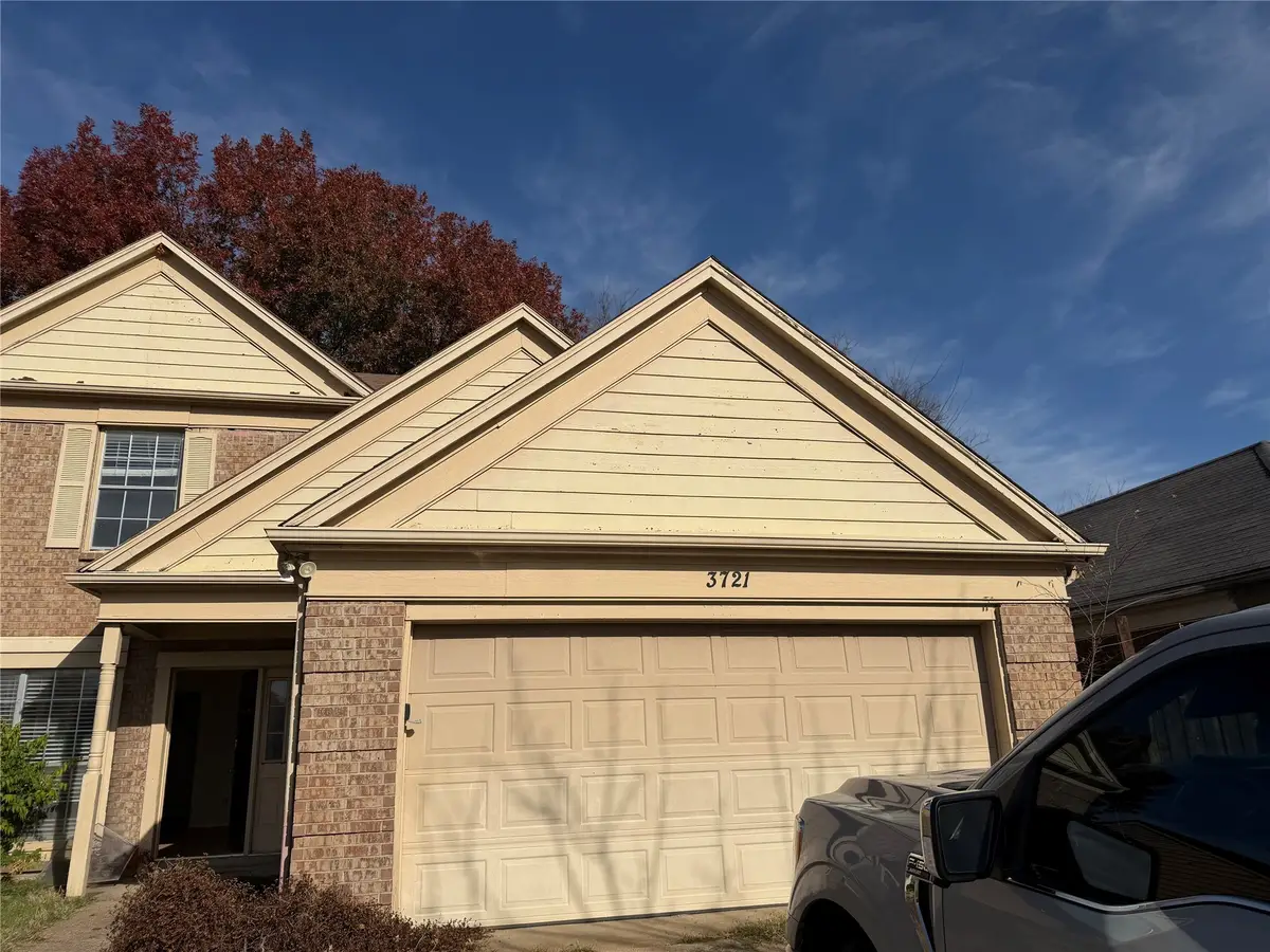 3721 Waxwing Circle S, Fort Worth, TX 76137 - Image #1