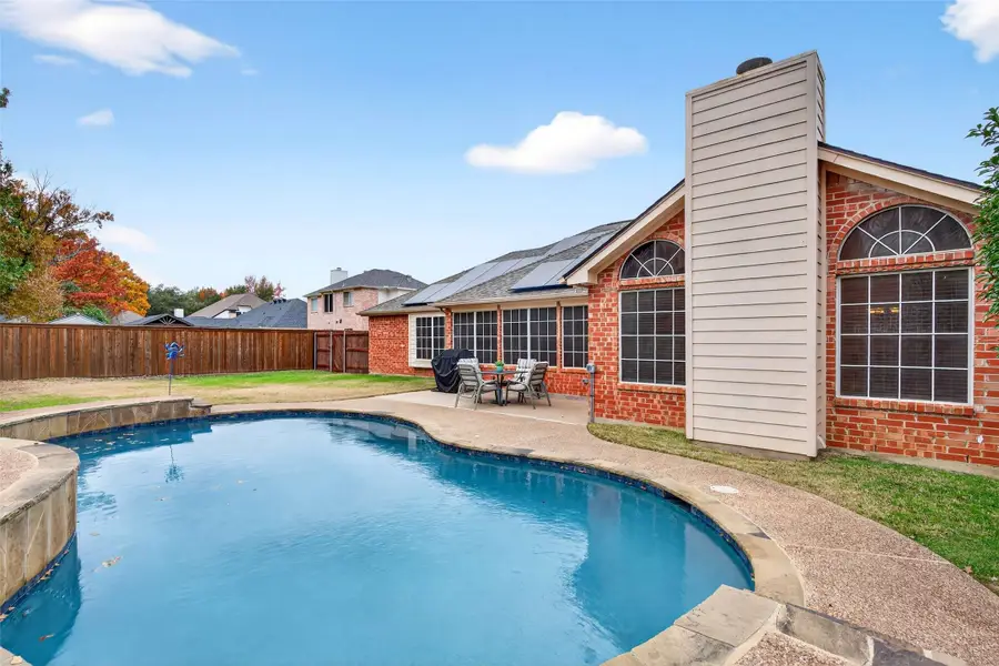 503 Aurora Drive, Euless, TX 76039 - Image #2