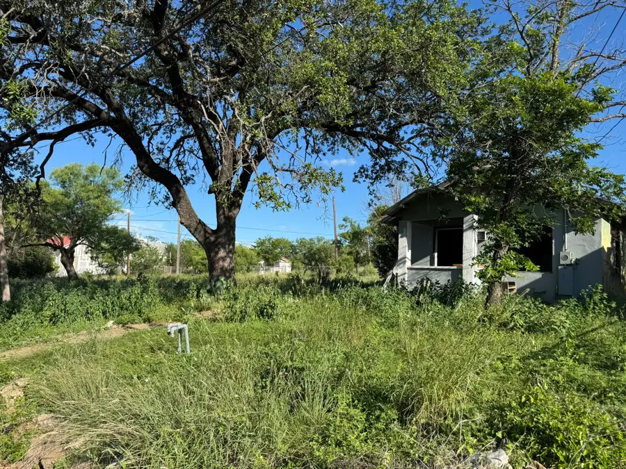 703 W 2nd Street, Brady, TX 76825 - Image #3