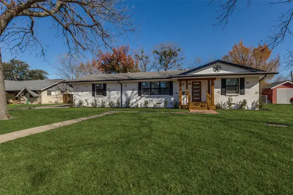 418 Bowie Street, Forney, TX 75126