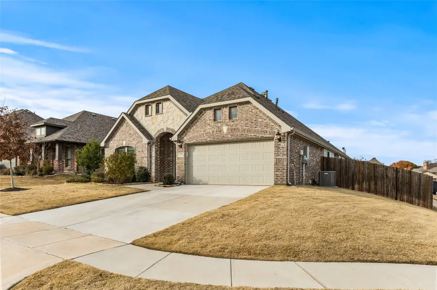2503 Saint Lawrence Drive, Sherman, TX 75092 - Image #2