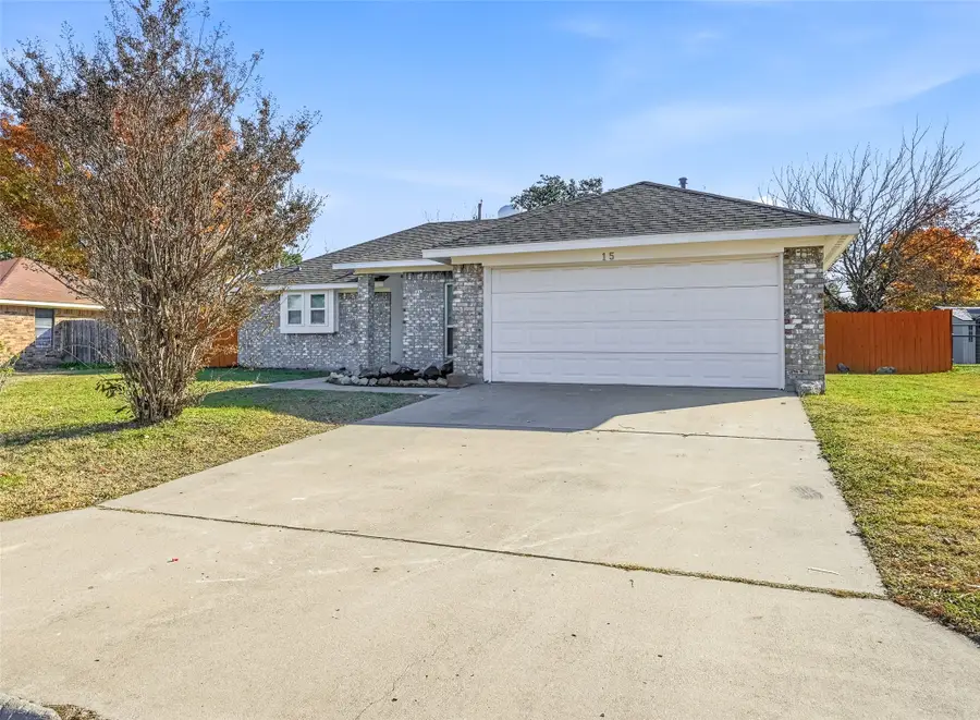 15 W Sharon Drive, Krum, TX 76249 - Image #2