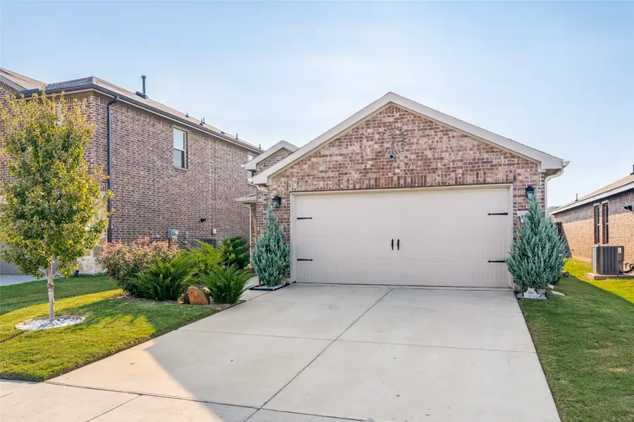 1605 Ackerly Drive, Forney, TX 75126 - Image #2