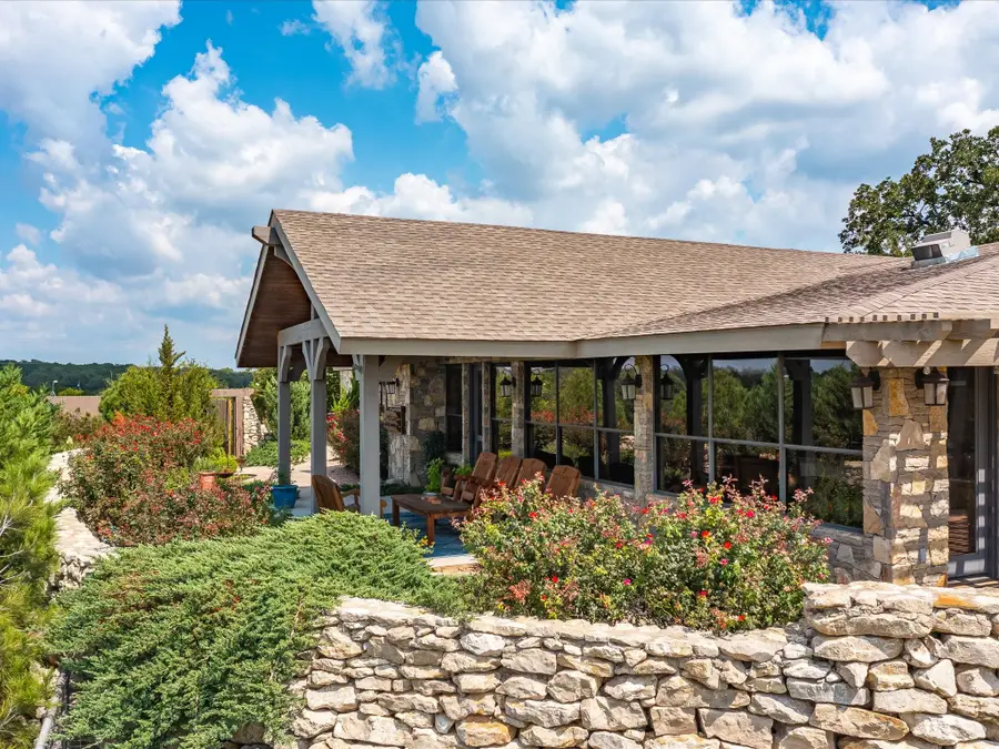 242 Bishop Drive, Weatherford, TX 76088 - Image #3