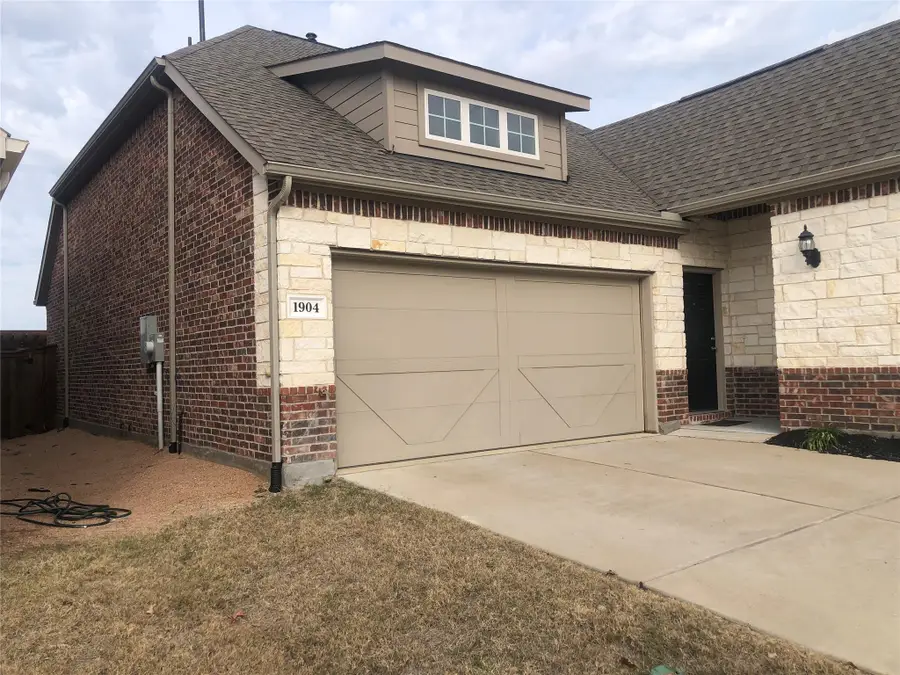 1904 Wrangler Circle, Mesquite, TX 75149 - Image #2