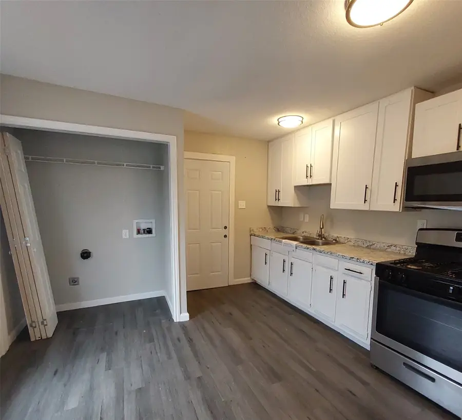 403 E Sears Street, Denison, TX 75021 - #2