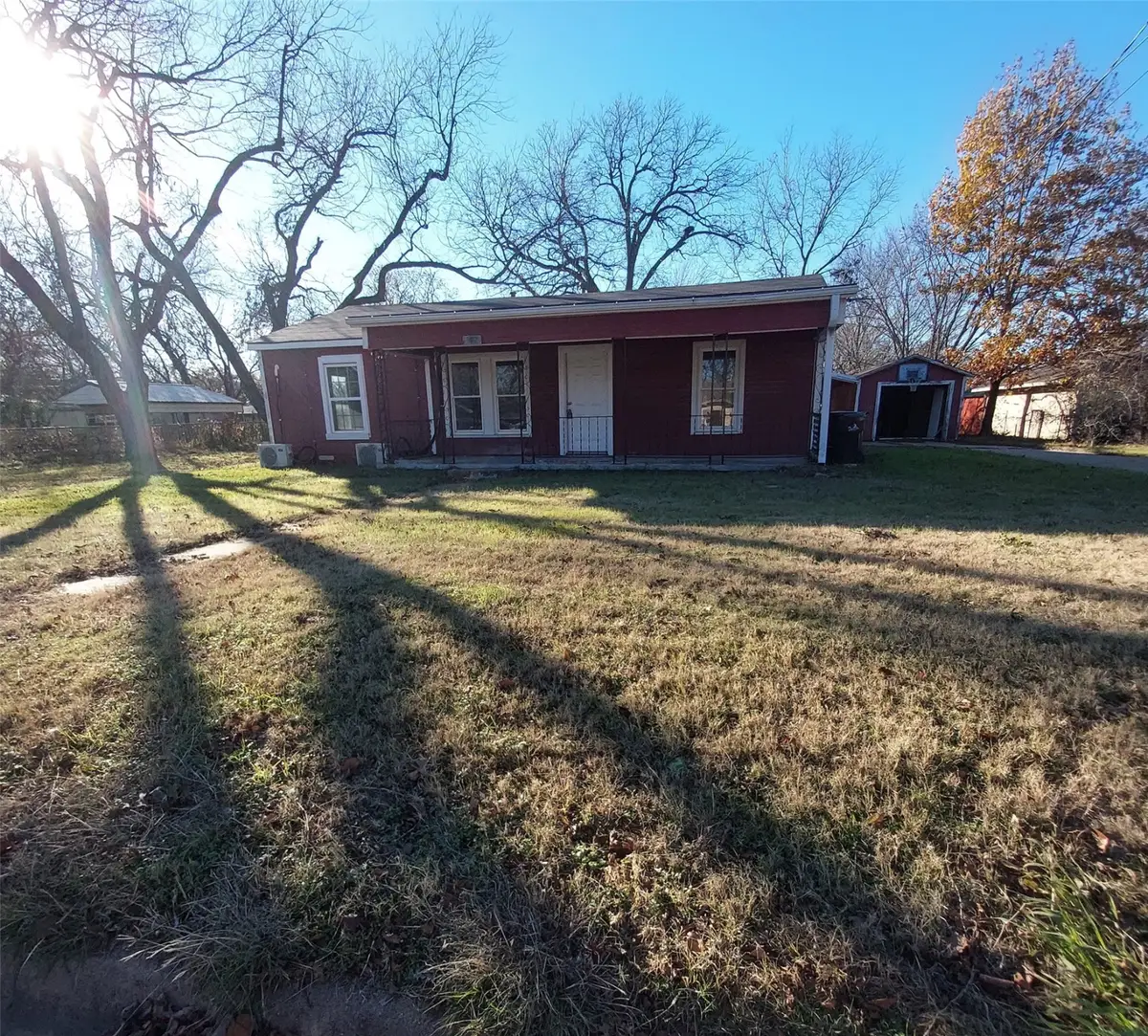 2425 Juanita Drive, Denison, TX 75020 - Image #1