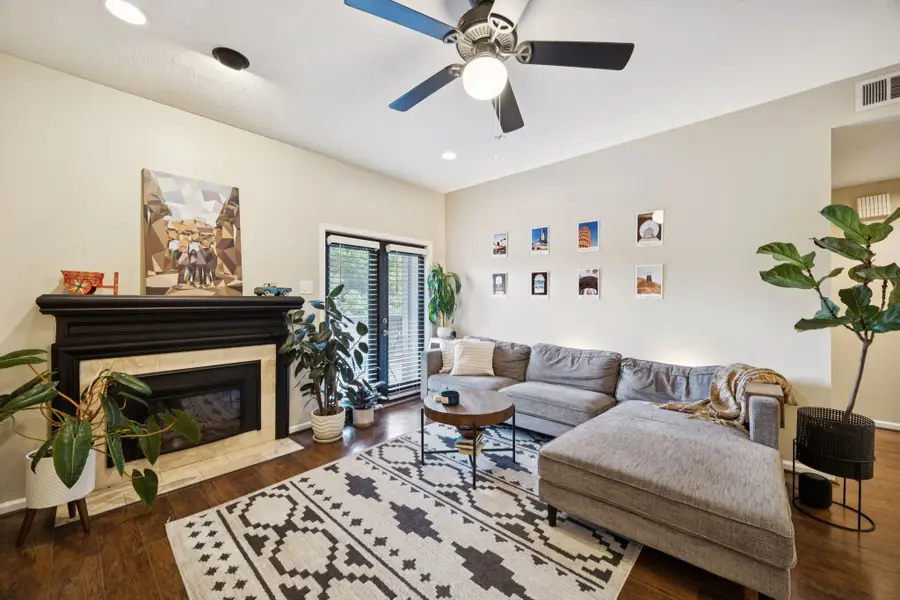 8601 Park Lane #726, Dallas, TX 75231 - Image #2