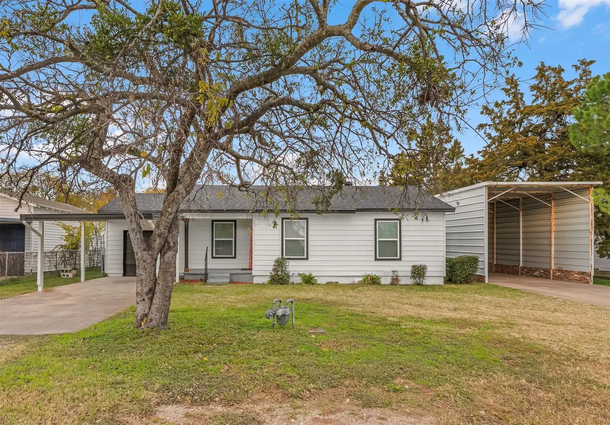 5820 Isbell Street, Sansom Park, TX 76114 - Image #1