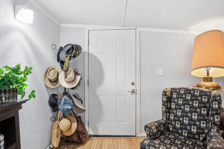 4104 Goliad Drive, Granbury, TX 76048 - Image #2