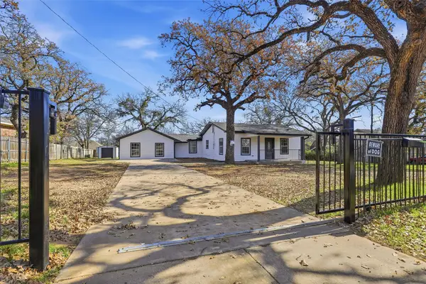 2741 Meaders Avenue, Fort Worth, TX 76112