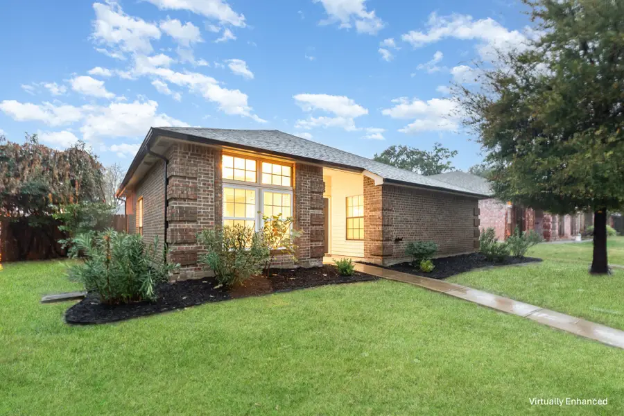 980 Mauve Drive, Lewisville, TX 75067 - Image #2