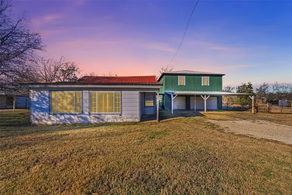 604 S Spears Street, Alvarado, TX 76009