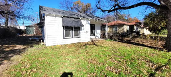 8112 Melrose Street E, White Settlement, TX 76108