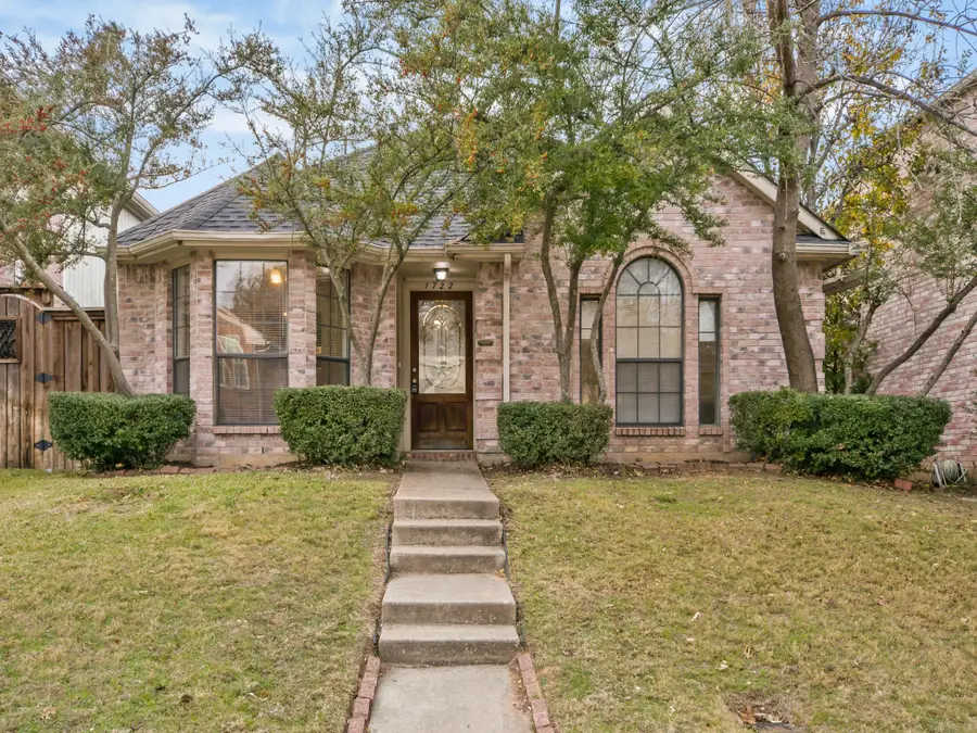 1722 Circle Creek Drive, Lewisville, TX 75067 - Image #2