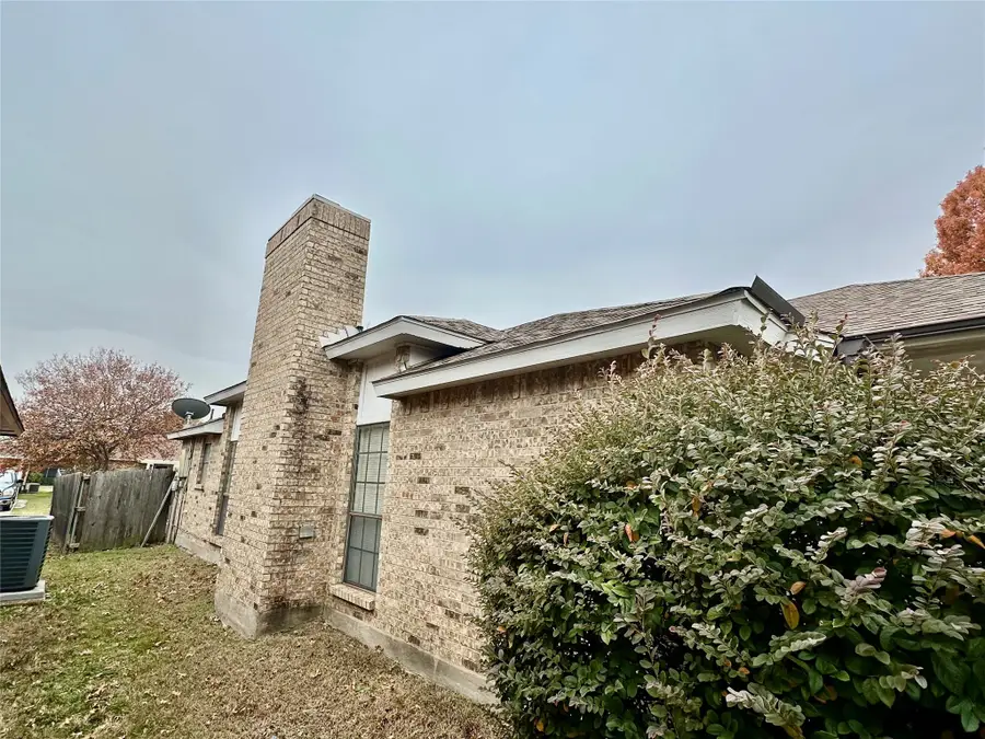 426 Running Brook Lane, Mesquite, TX 75149 - Image #3
