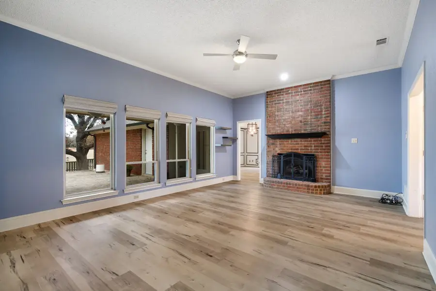 304 Whittier Street, Highland Village, TX 75077 - Image #3