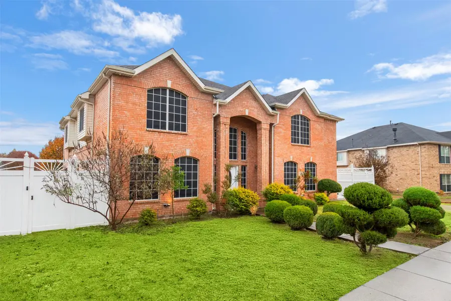 808 Sabona Drive, Desoto, TX 75115 - Image #2