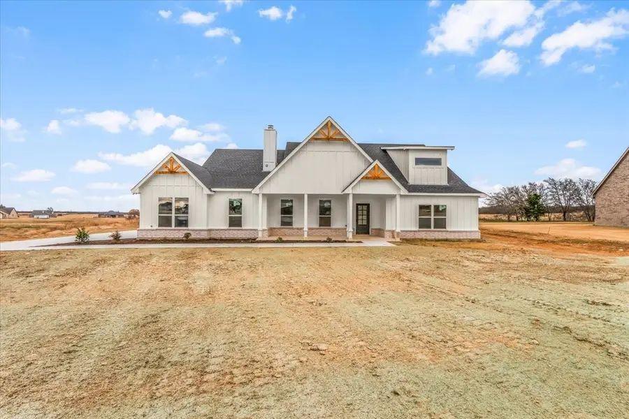 173 Lonicera Lane, Paradise, TX 76073 - Image #2