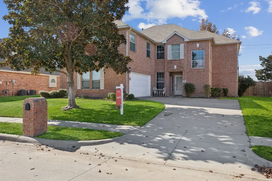 5233 Alta Loma Drive, Fort Worth, TX 76244 - Image #2
