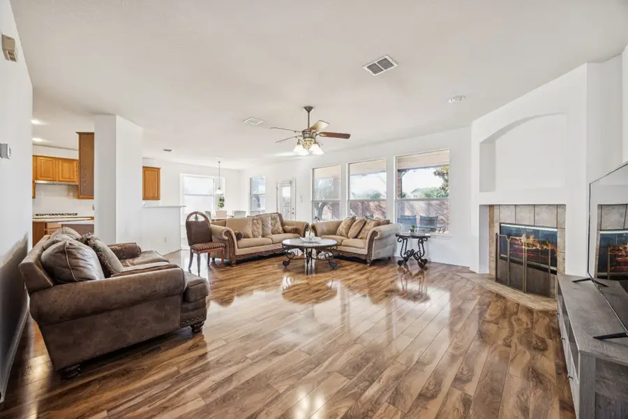 5233 Alta Loma Drive, Fort Worth, TX 76244 - Image #3