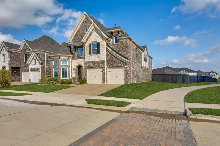 4322 Baneberry Court, Venus, TX 76084 - Image #2